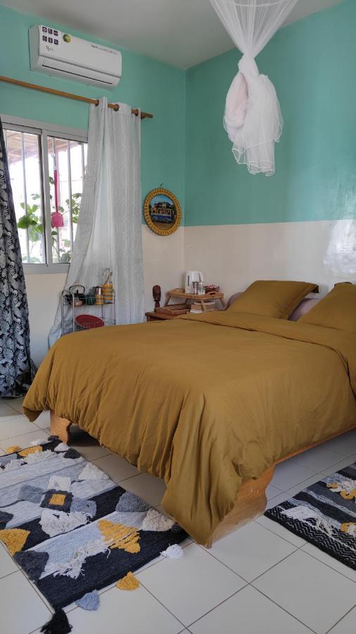 Luliberine Ngor Beach And Island Dakar Chambre photo